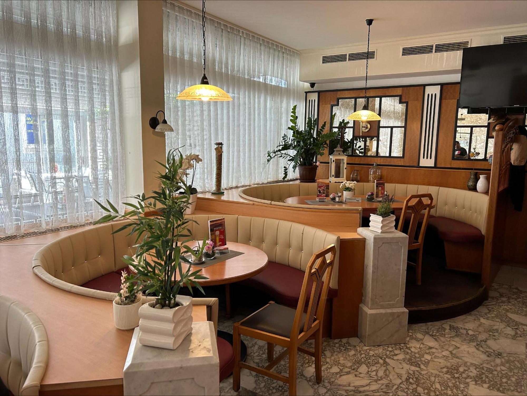 Hotel Am Limes Enns Bagian luar foto