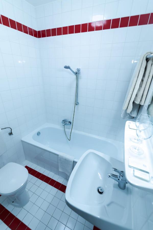 Hotel Am Limes Enns Bagian luar foto